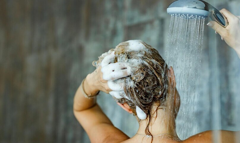 Nguy cơ ung thư từ thói quen lạm dụng sữa tắm đậm mùi hương