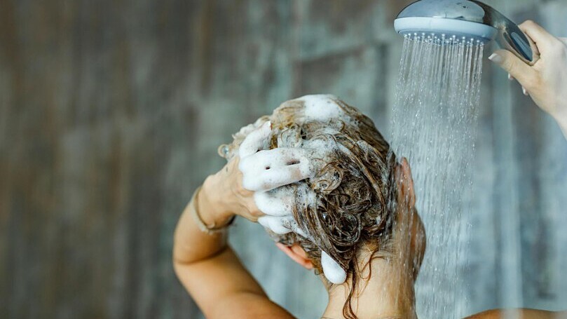 Nguy cơ ung thư từ thói quen lạm dụng sữa tắm đậm mùi hương