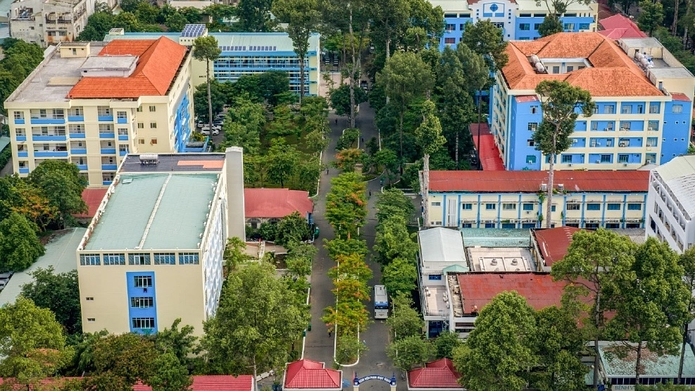 Bệnh viện lao phổi 120 tuổi ở TP HCM "thay áo mới"