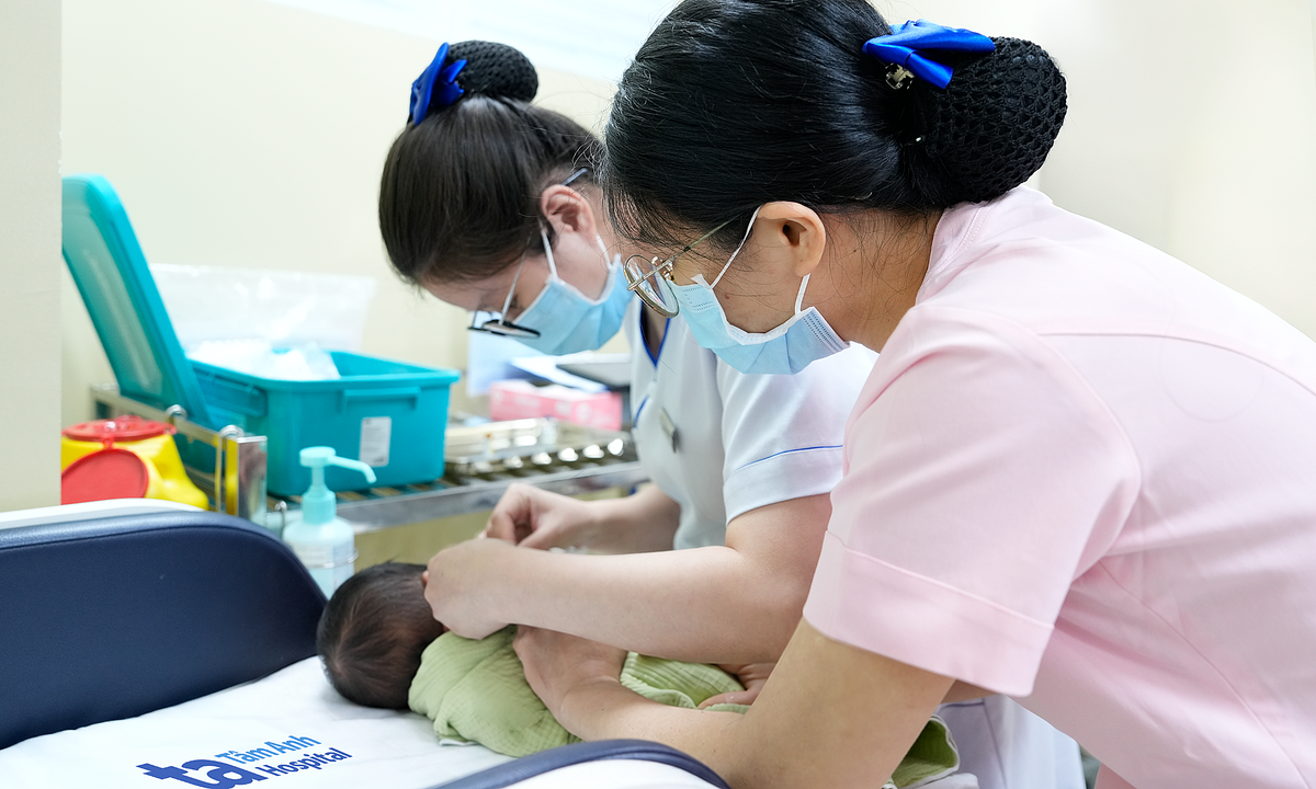 Trẻ nổi hạch sau tiêm ngừa lao có nguy hiểm?