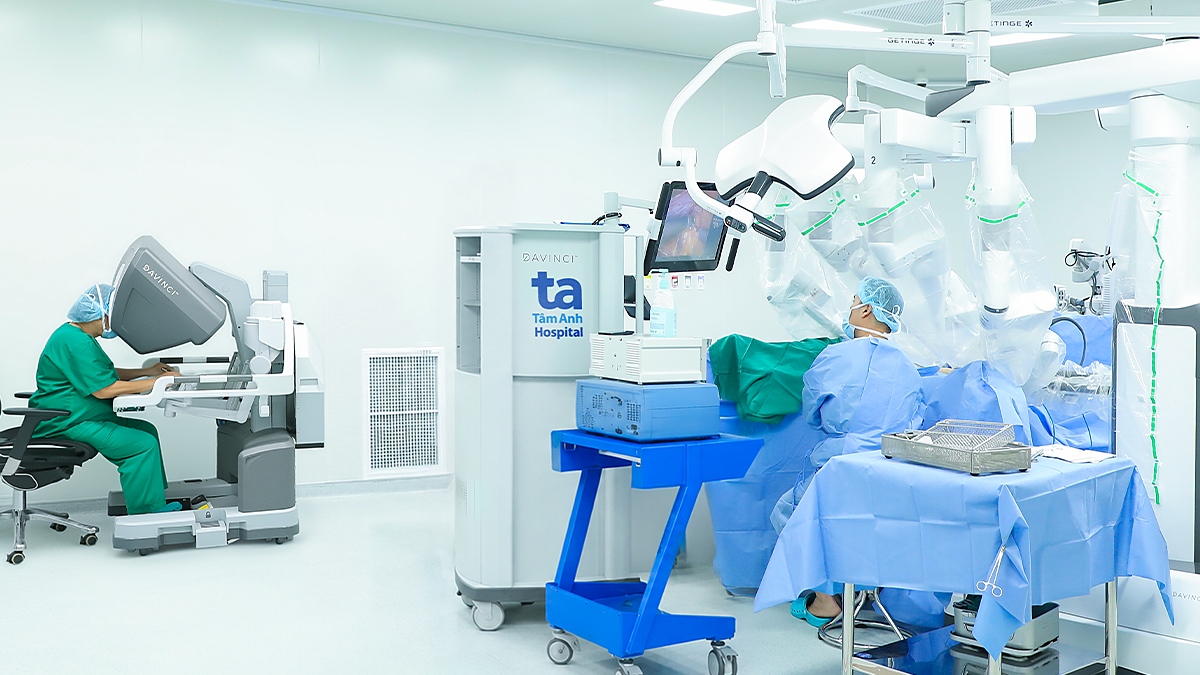 Sa đa tạng chậu sau 33 năm cắt tử cung