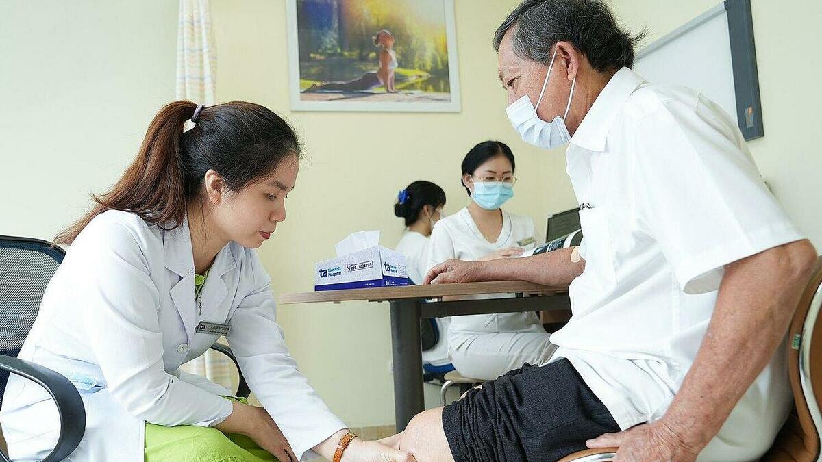 Tiêm chất nhờn có giúp 'trẻ hóa' khớp?