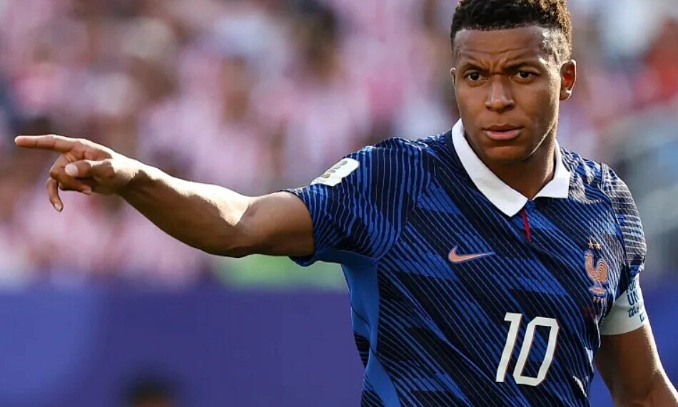 Bí mật thể lực của siêu sao Kylian Mbappe