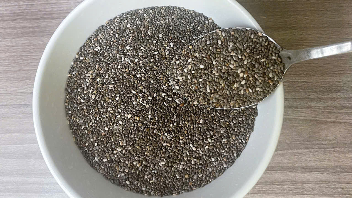 Điều gì xảy ra khi phái nữ ăn hạt chia thường xuyên?