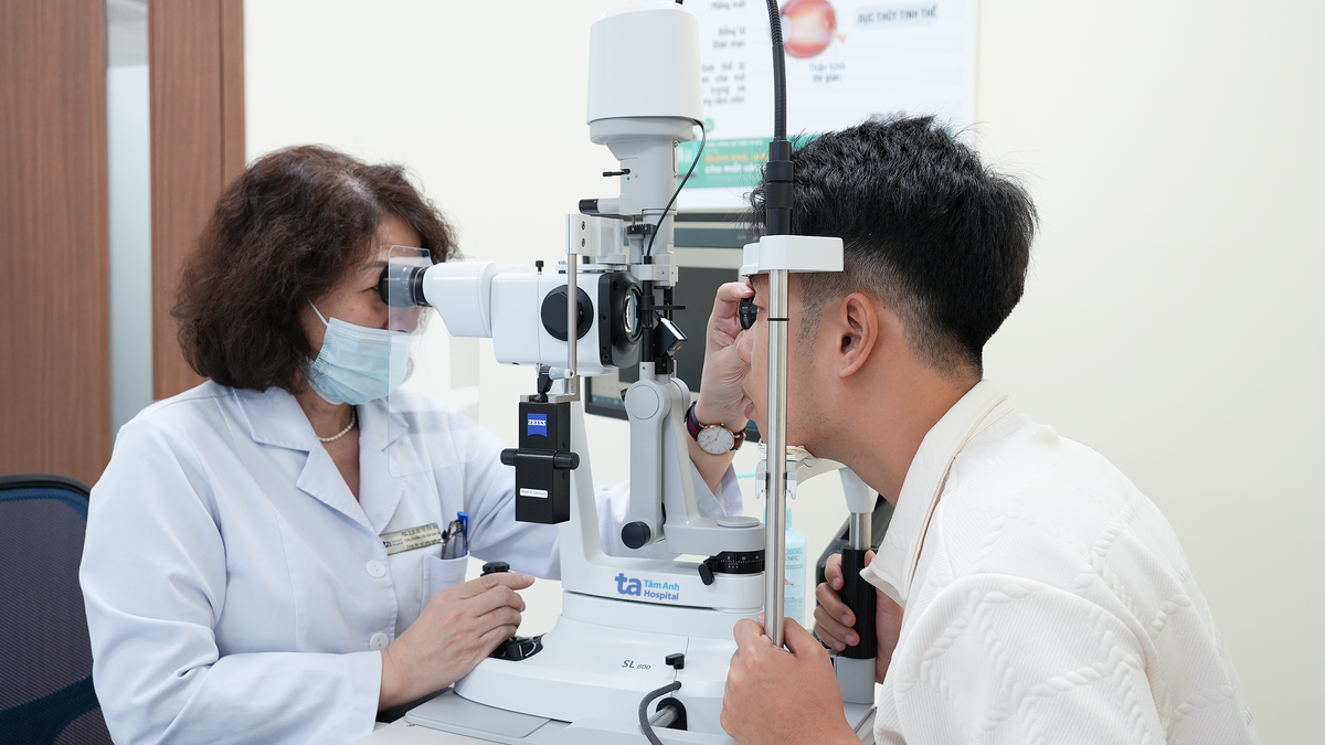 Đeo kính râm có phòng ngừa lây đau mắt đỏ?