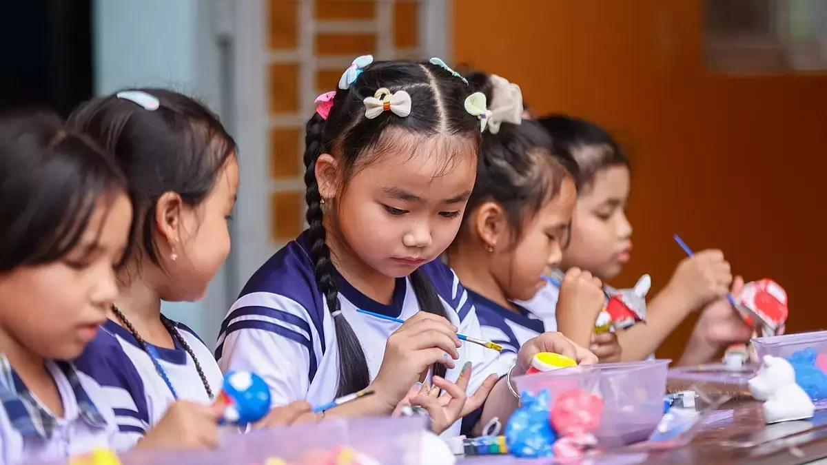 Đề xuất miễn, giảm học phí cho gia đình sinh hai con gái