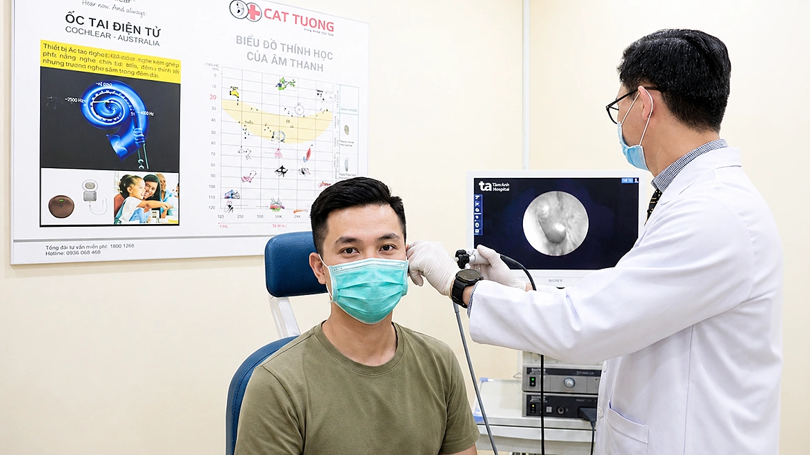 Nấm tai tái phát do bỏ điều trị