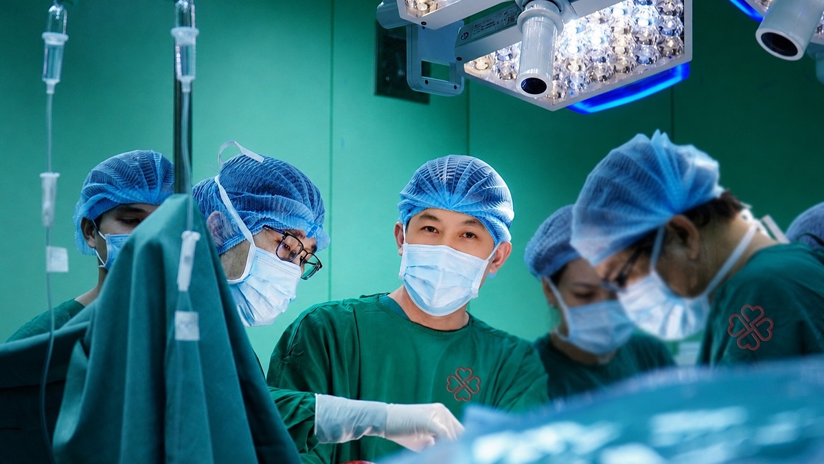 Sốc nhiễm khuẩn bởi ổ áp xe trong lá lách