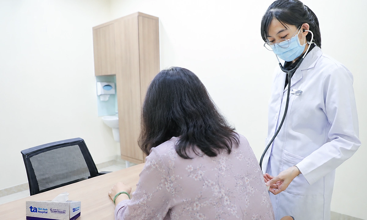 Phát hiện u hạch sau cơn ho dai dẳng