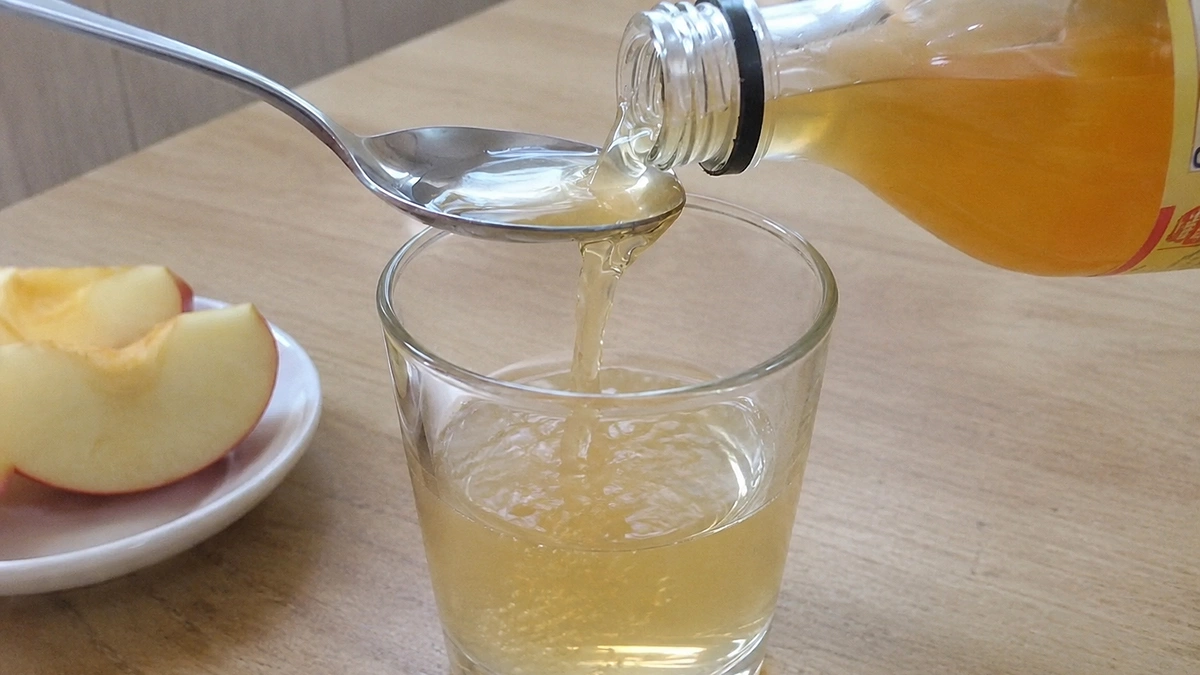 Có nên uống giấm táo hàng ngày?