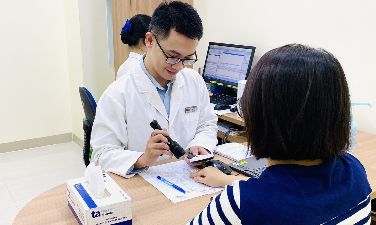 Vì sao vẫn cần dưỡng ẩm vào mùa hè?