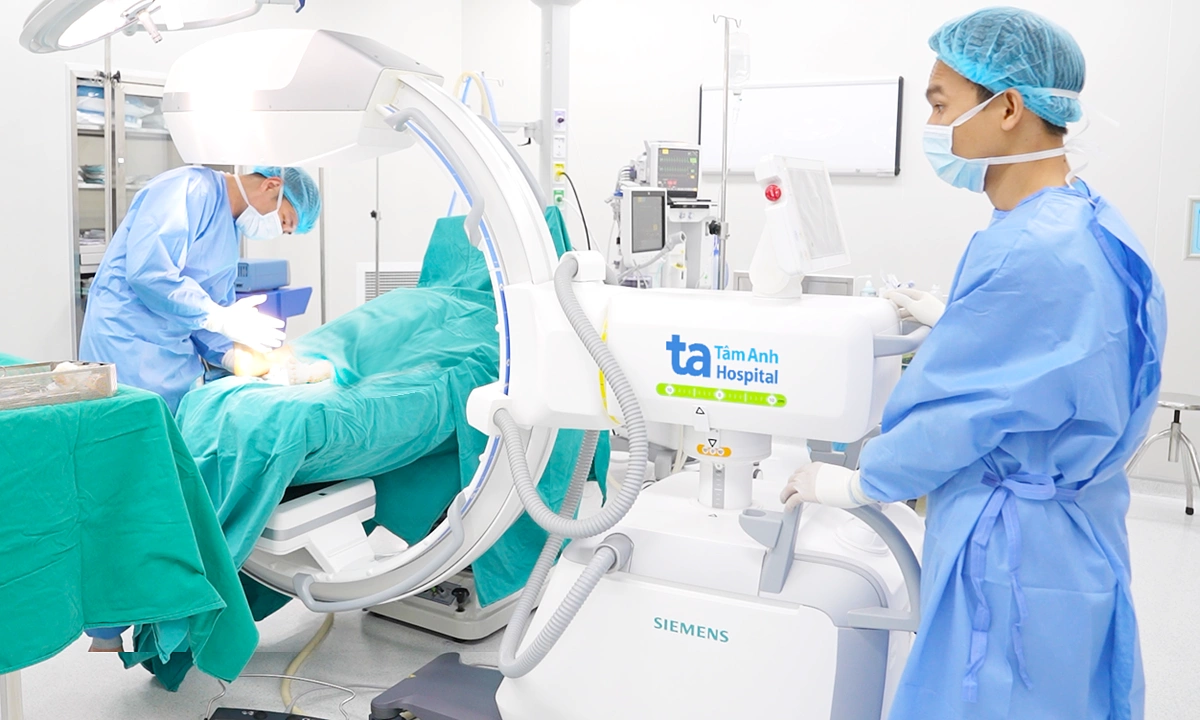 Cách điều trị bàn chân bẹt ở trẻ