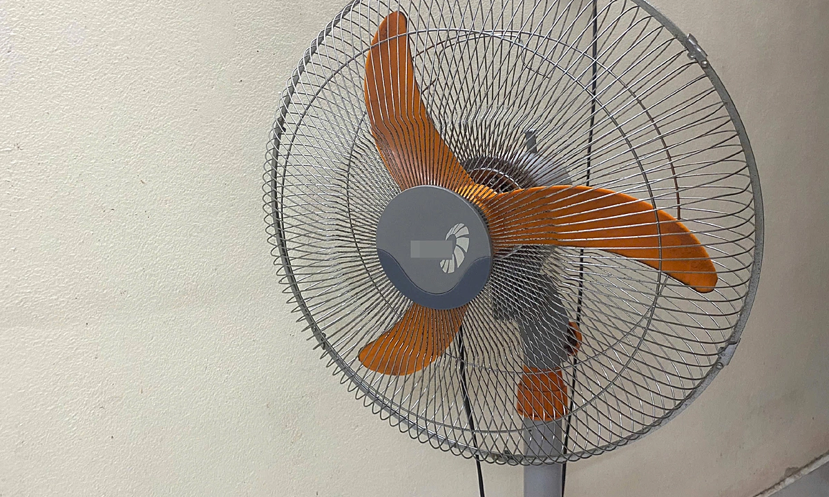 Bác sĩ cảnh báo sai lầm nguy hại sức khỏe khi ngủ bật quạt mùa nóng
