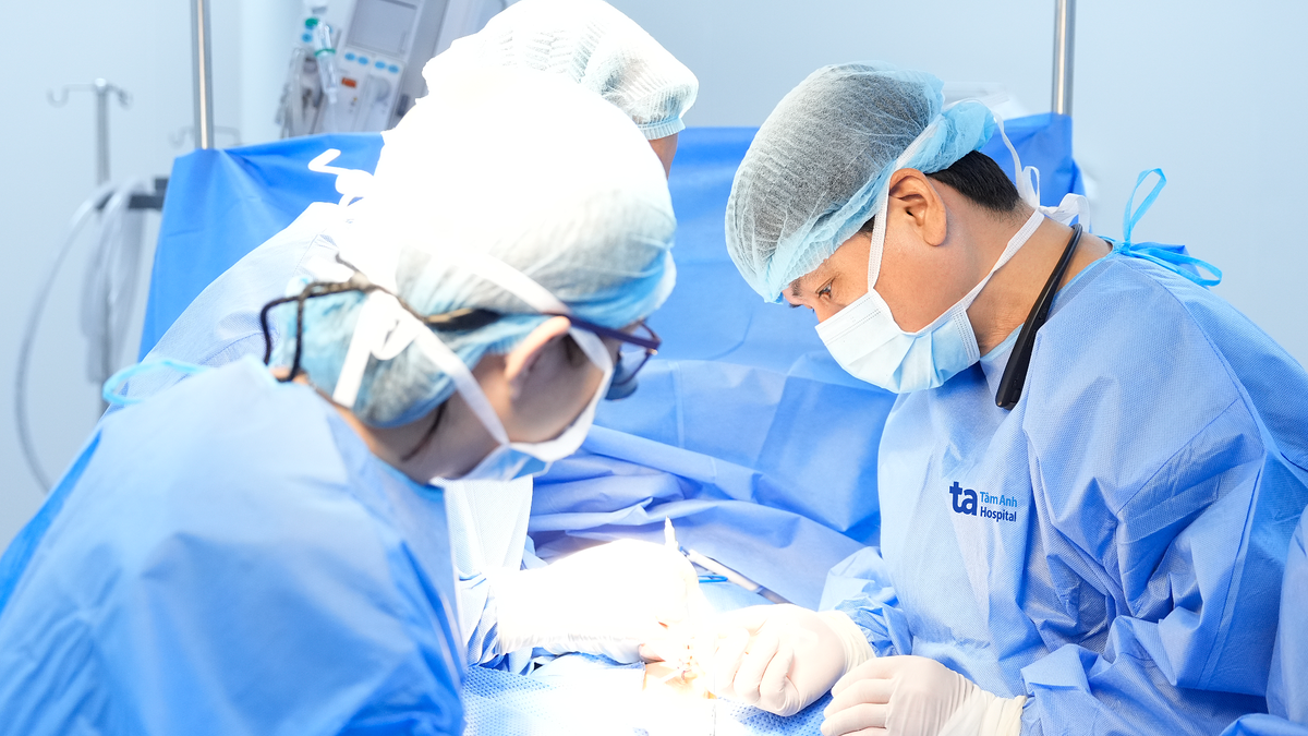 Phẫu thuật chỉnh hình niệu đạo bé trai