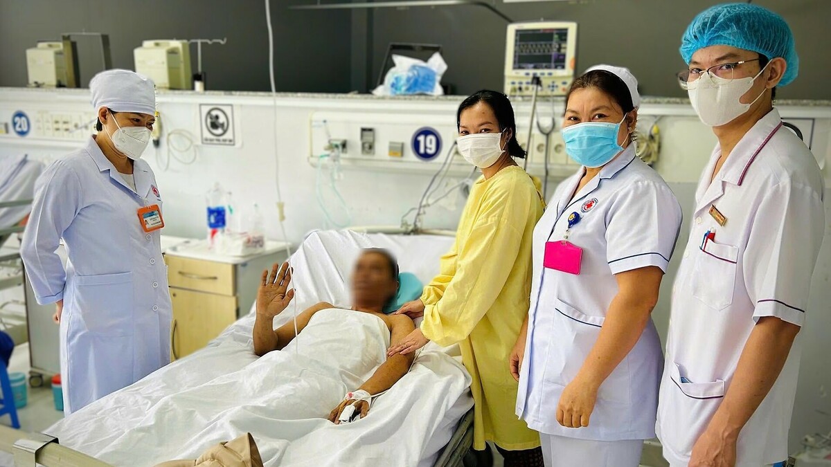 Viêm gan, rối loạn đông máu do thủy đậu