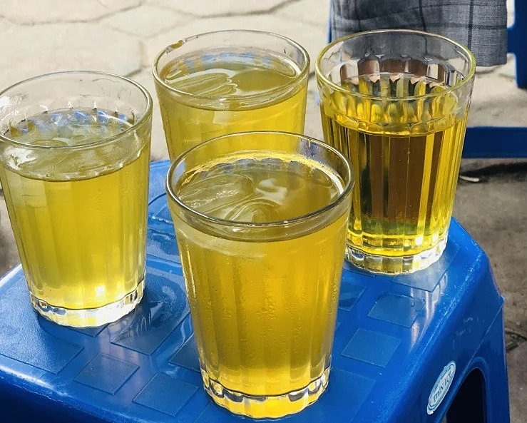 Uống trà đá mỗi ngày có tốt?