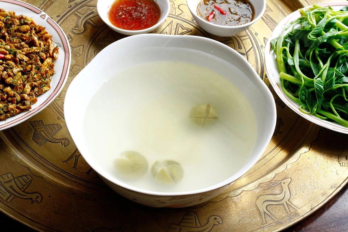 Điều gì xảy ra khi uống nước luộc rau?
