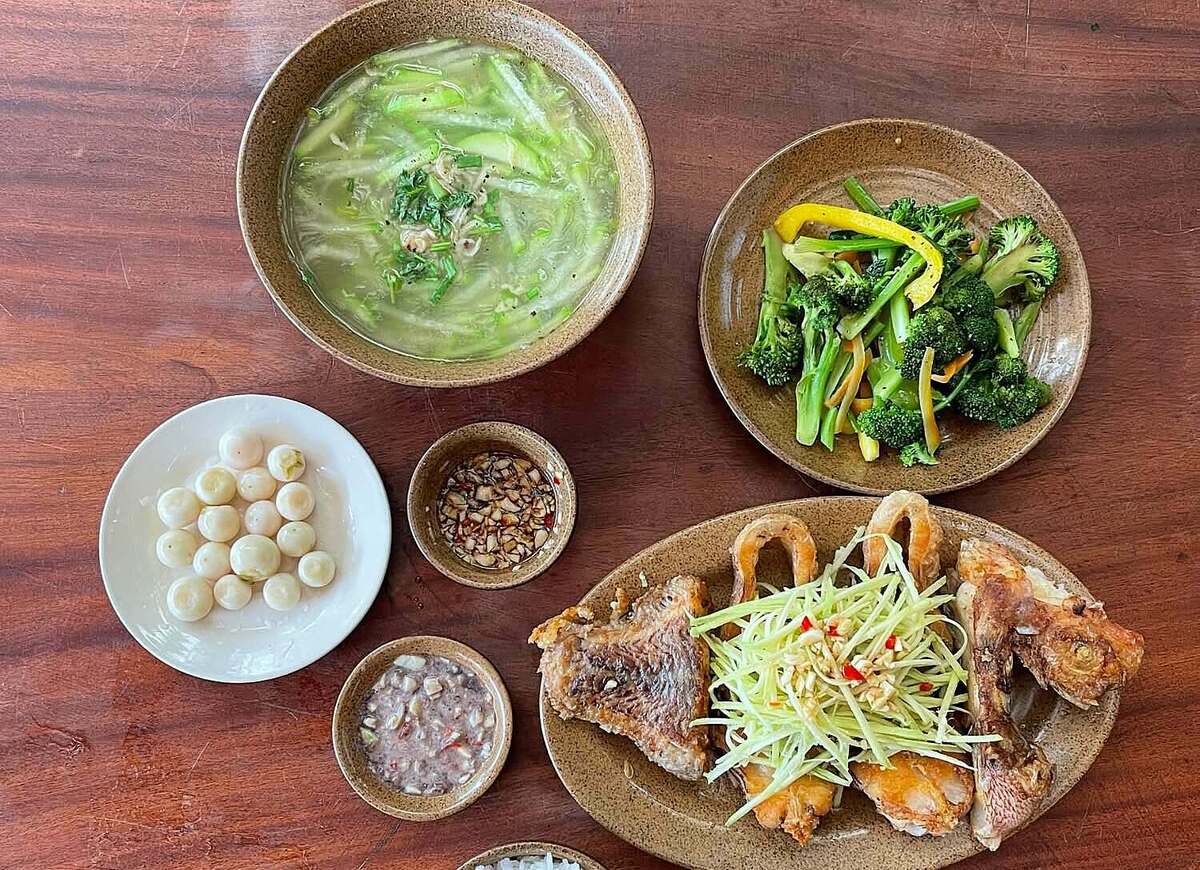 Bác sĩ gợi ý thực đơn với canh rau ít calo, giảm mỡ hiệu quả