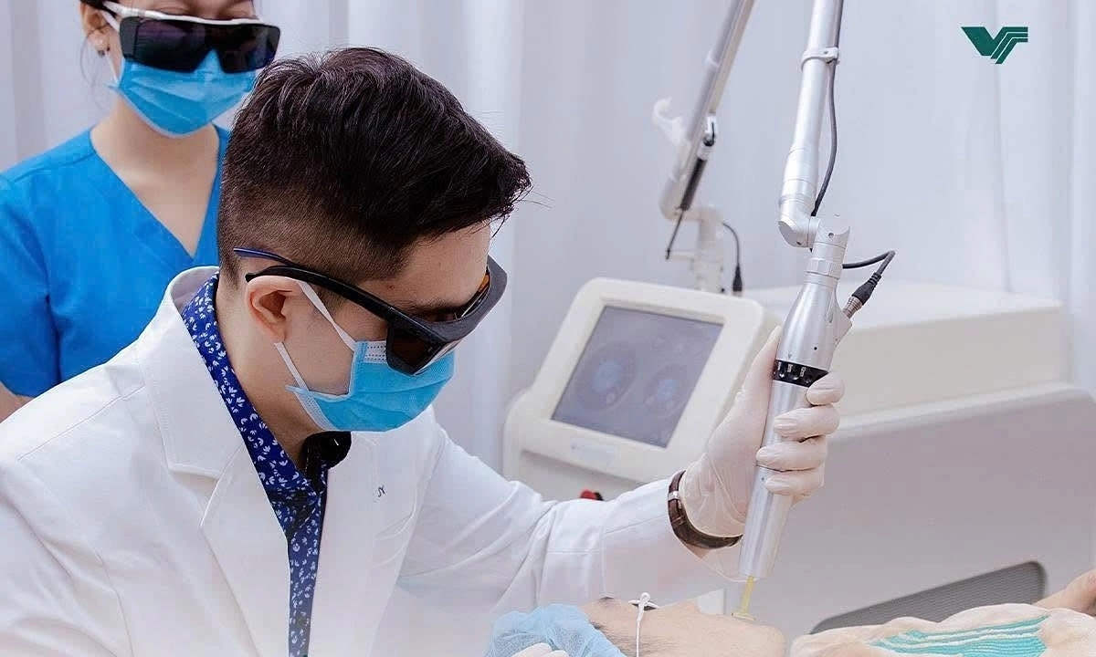 Quảng cáo laser trẻ hóa 'thần tốc' là thổi phồng