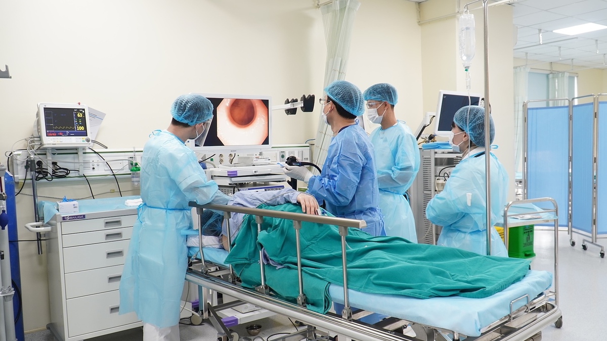 Các bệnh tiêu hóa thường gặp ở người già