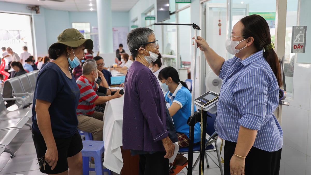 Người TP HCM được khám sức khỏe miễn phí không phụ thuộc nơi cư trú