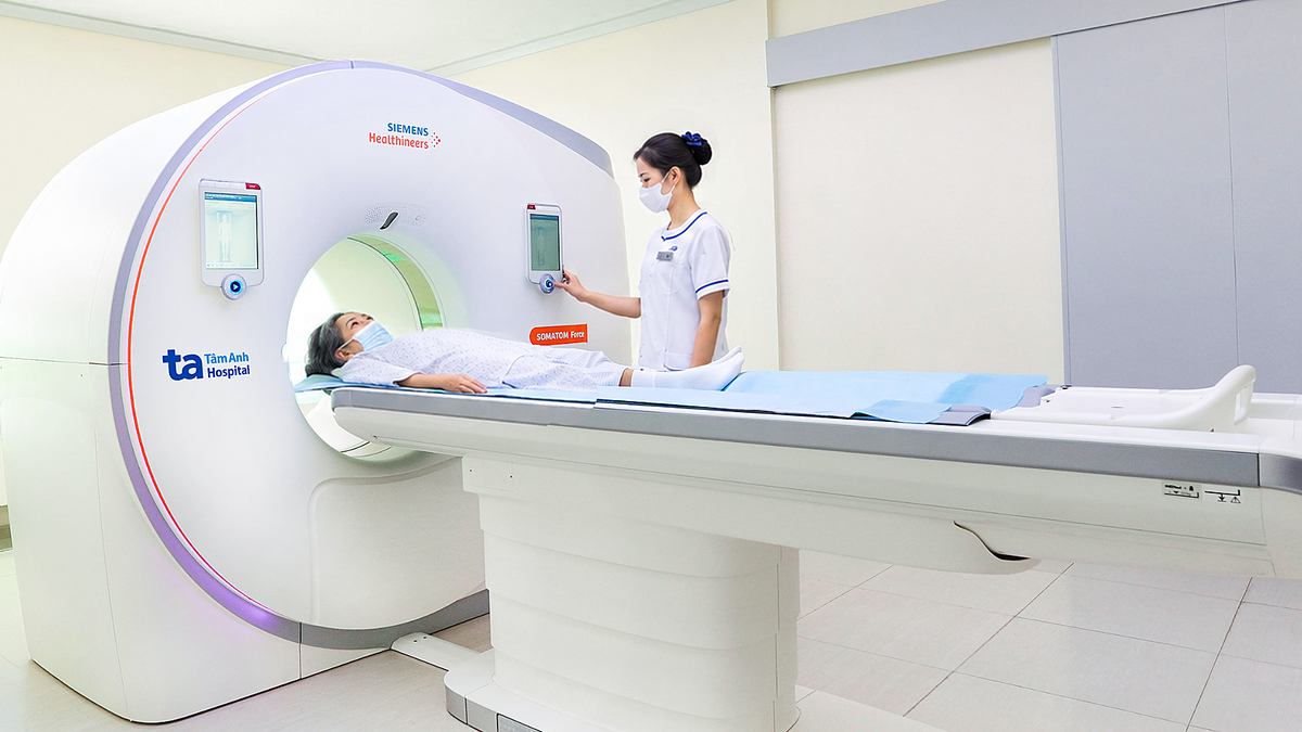 Tiêu xương, xẹp đốt sống mới biết ung thư phổi