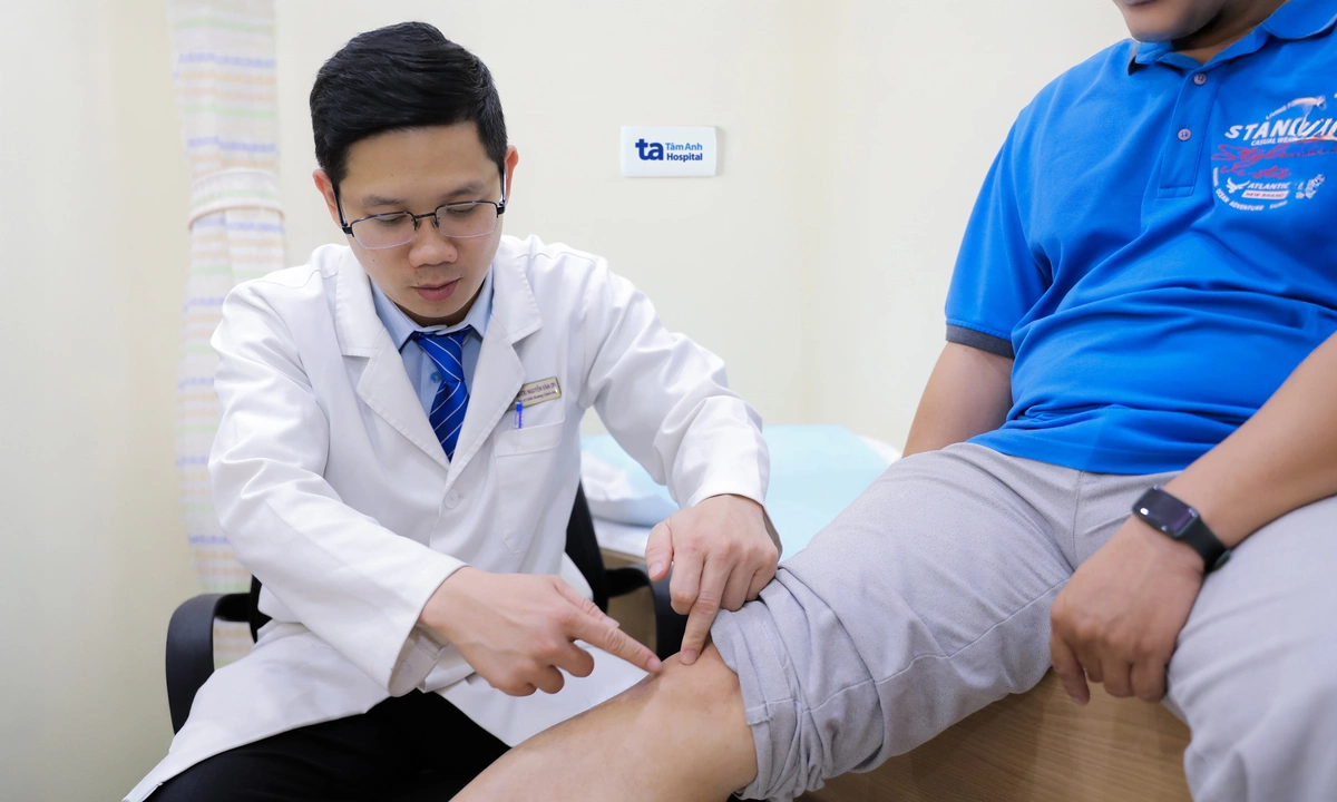 Chân vòng kiềng làm tăng nguy cơ thoái hóa khớp