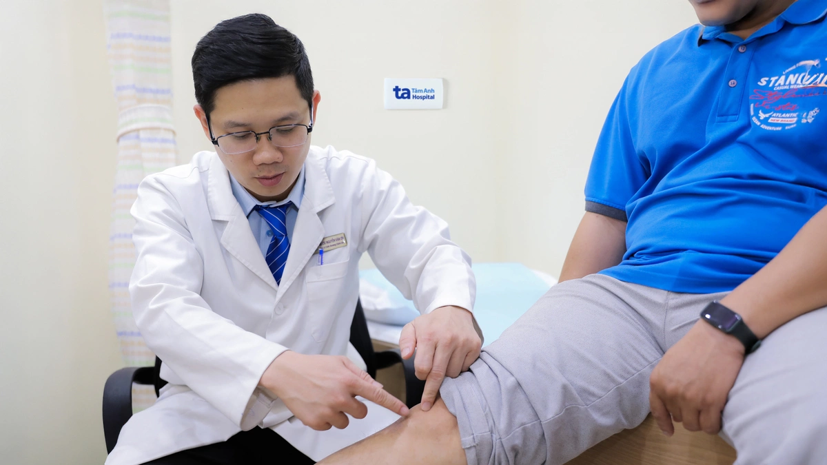 Chân vòng kiềng làm tăng nguy cơ thoái hóa khớp