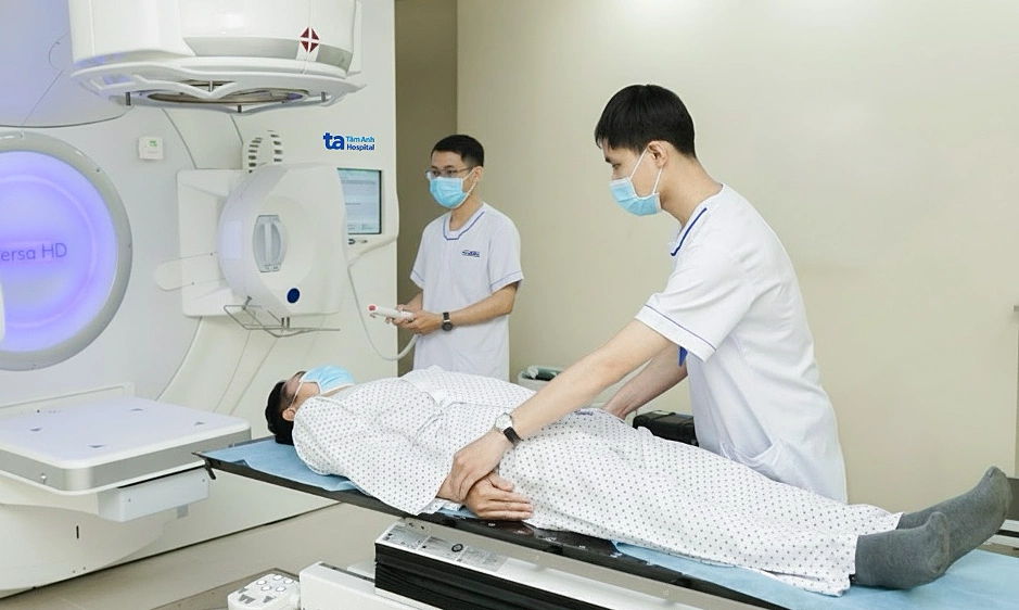 Khi nào người bệnh ung thư gan được xạ trị?