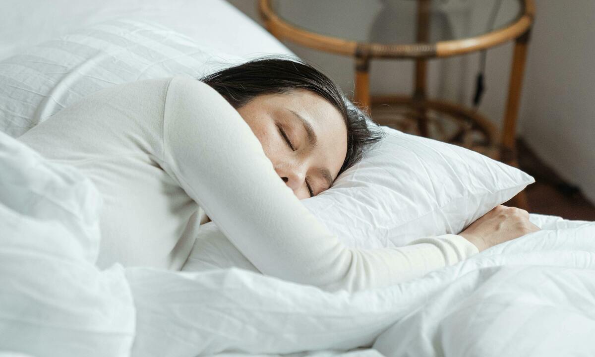 Ba thói quen ngủ dễ dẫn đến ung thư