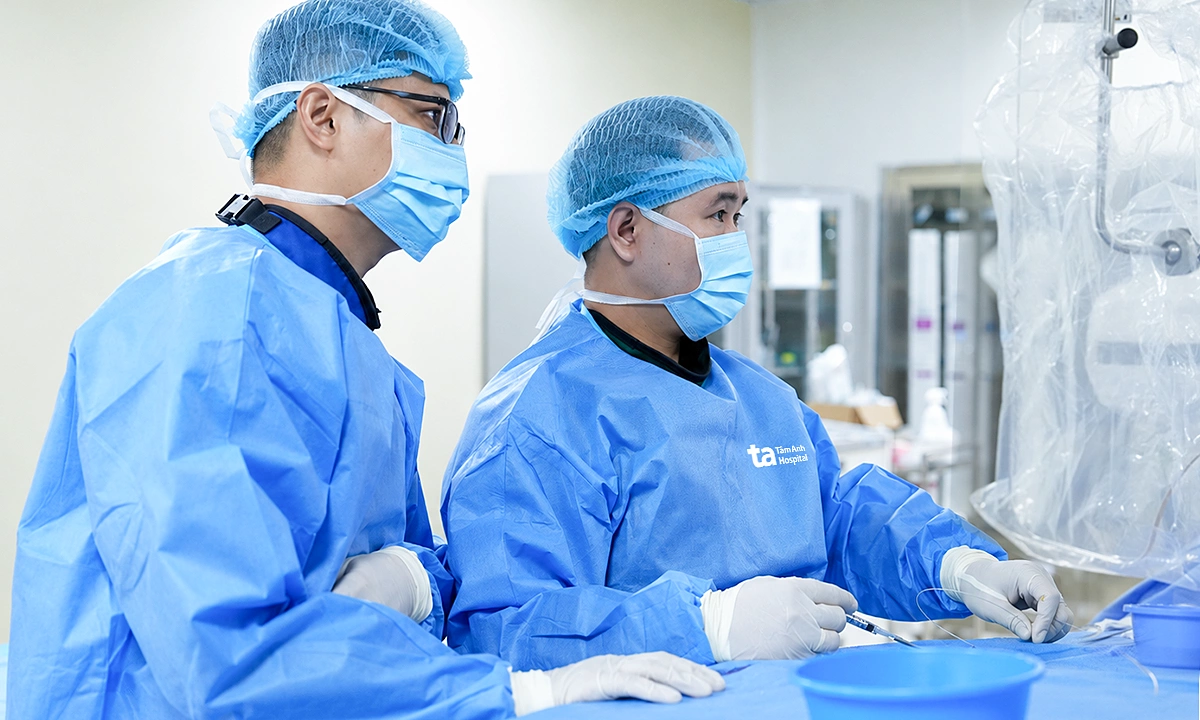 Tắc động mạch gây đột quỵ