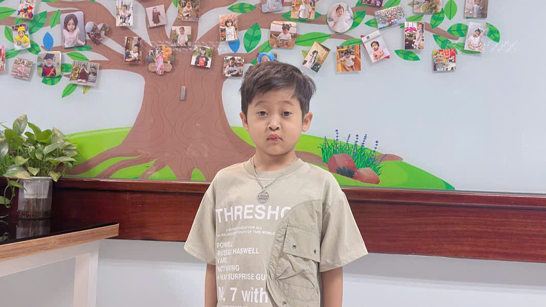 Lá gan từ người chết não thay đổi số phận em bé 7 năm xơ gan