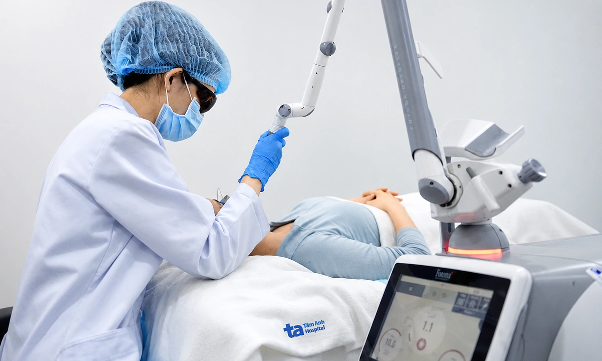 Kết hợp hai phương pháp điều trị sẹo thủy đậu