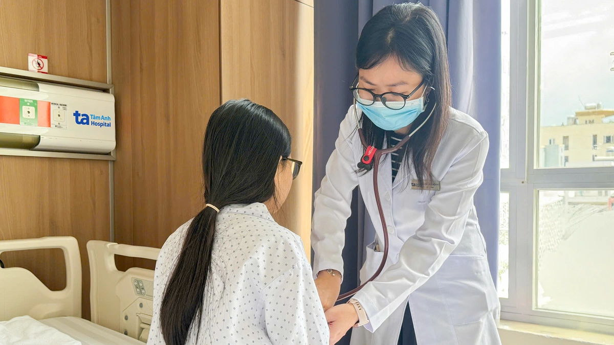 Thiếu niên viêm loét dạ dày tá tràng do vi khuẩn Hp