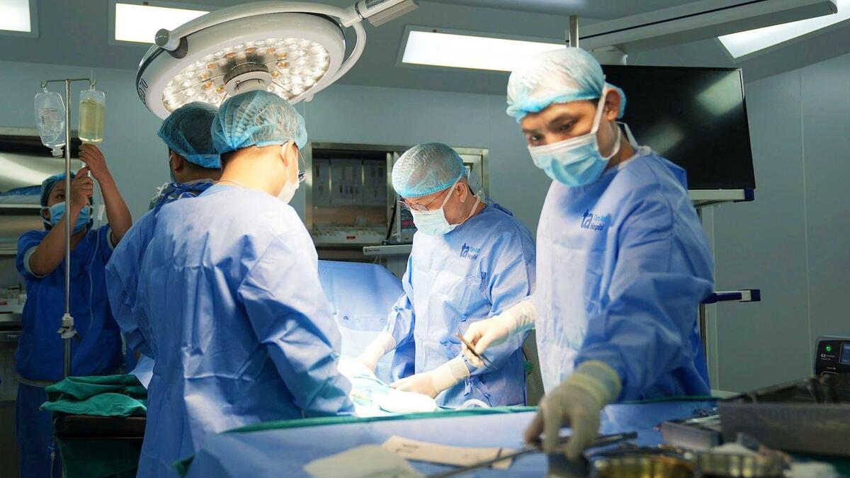 Vỡ nang buồng trứng gây tràn máu ổ bụng
