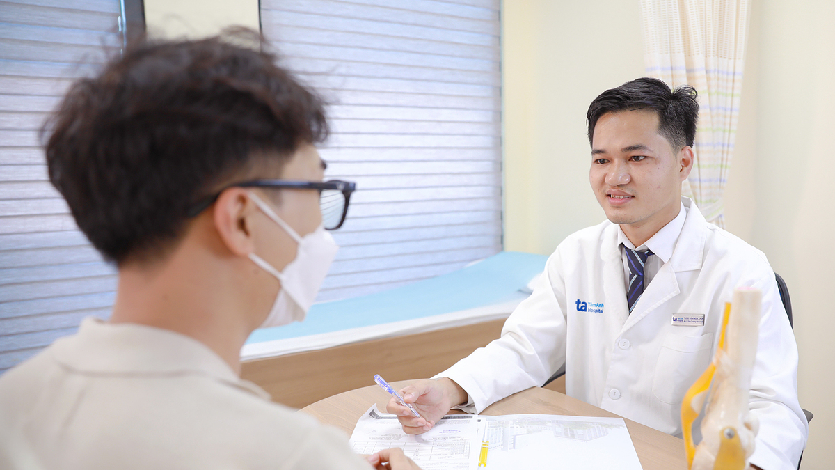 Vì sao vẹo ngón chân cái?