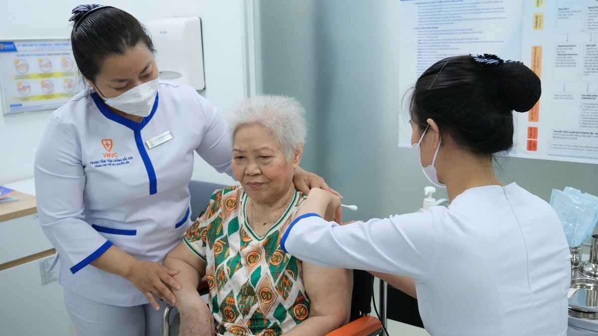Đã mắc zona, tiêm vaccine còn tác dụng không?