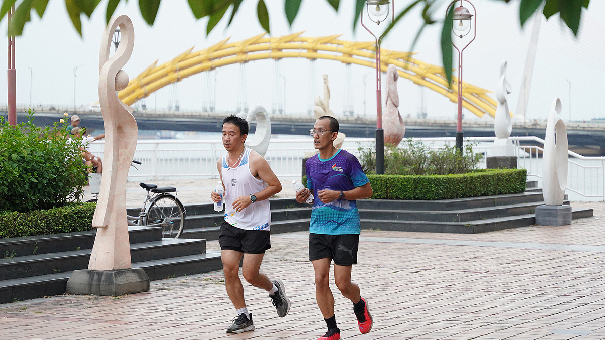 Chuyên gia ung thư Mỹ chỉ ra 5 thói quen giảm nguy cơ mắc bệnh
