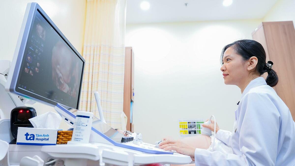 Thai nhi có 6 ngón tay