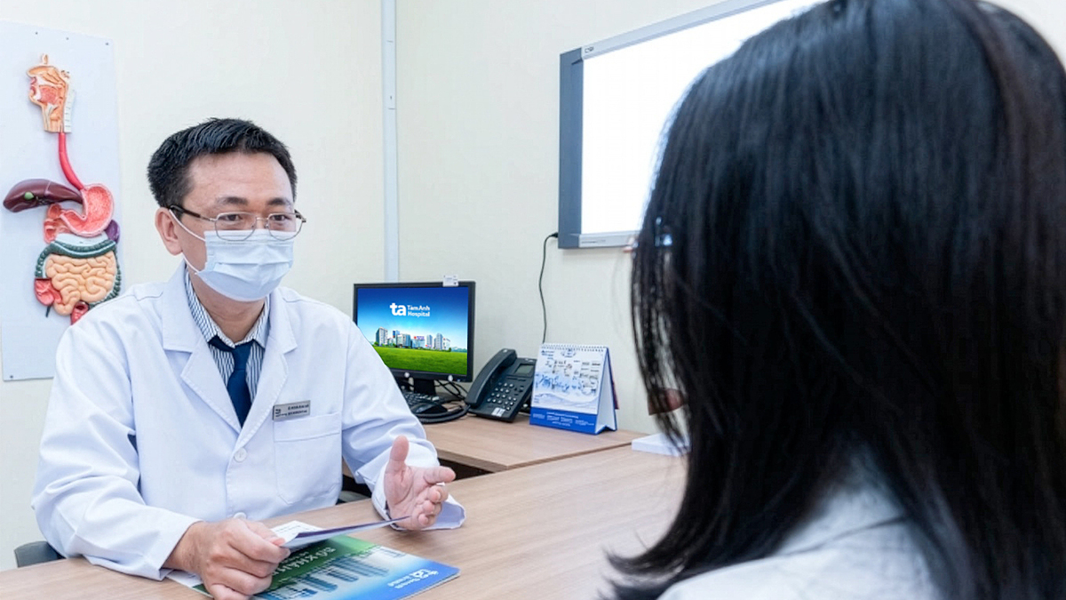 Bị trào ngược dạ dày nên ăn uống thế nào khi đi du lịch
