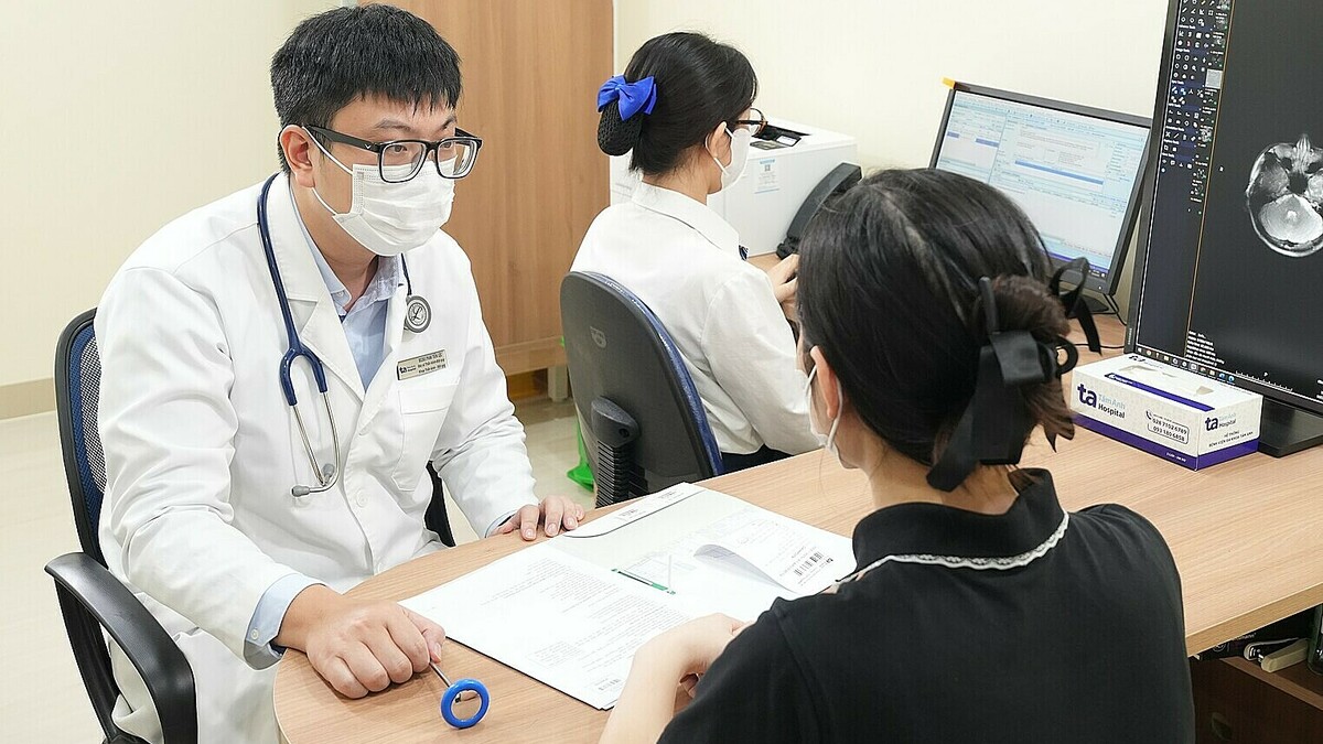 Những bệnh thần kinh gây lác mắt đột ngột