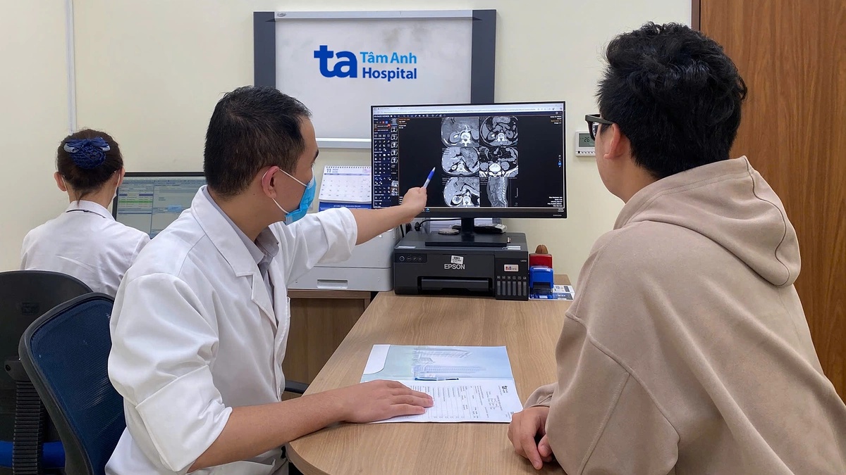 Dấu hiệu đau lưng do bệnh tiết niệu