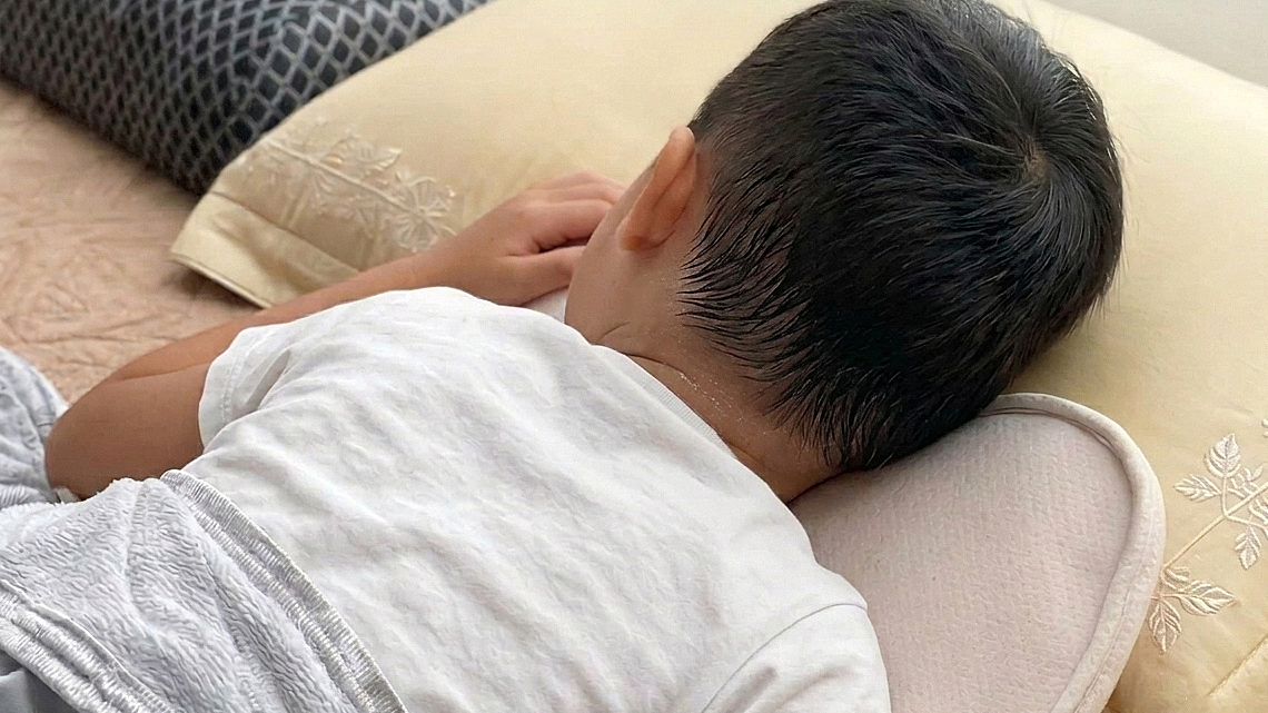 Bác sĩ chỉ ra dấu hiệu ngưng thở khi ngủ ở trẻ