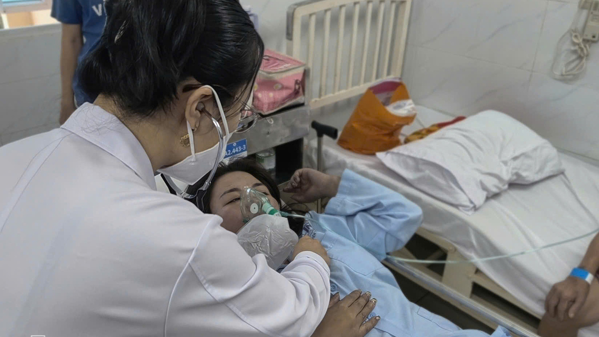 Nhiều nạn nhân vụ cháy khách sạn ngộ độc khí CO, da ám khói đen