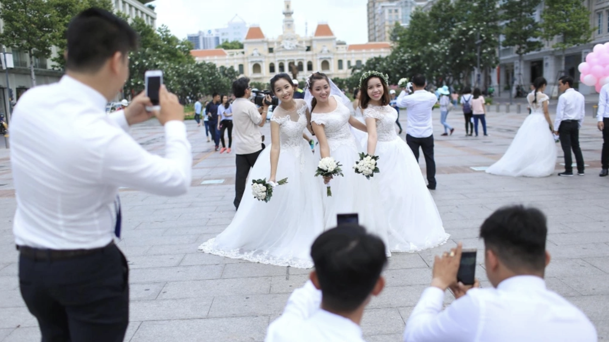 Lo âu, mất ngủ vì áp lực phải có "nhà, xe" trước cưới