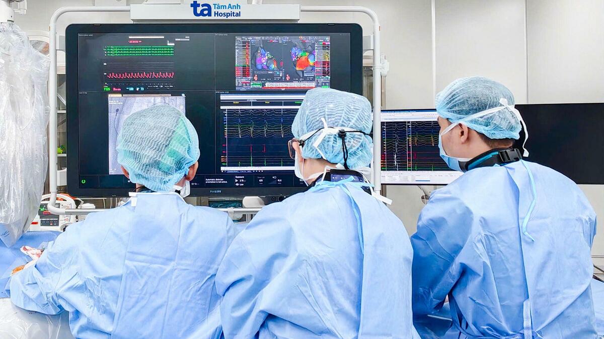 Tim đập loạn nhịp cản trở máu lên não người phụ nữ