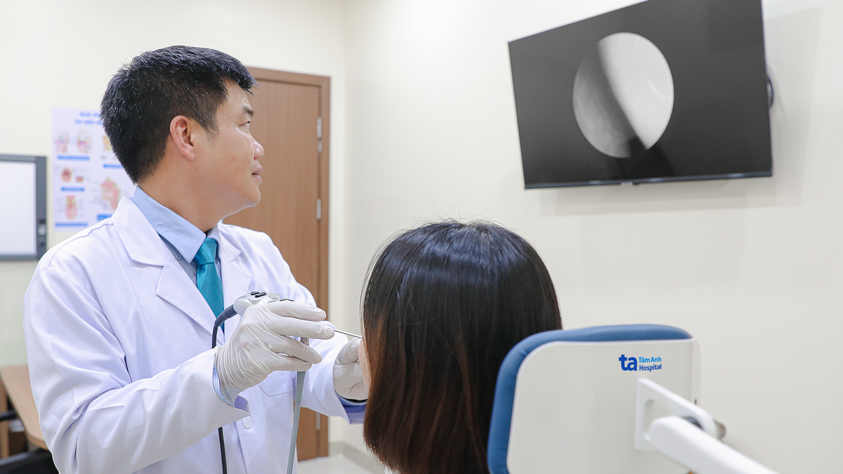Thuốc xịt mũi có chữa được polyp?