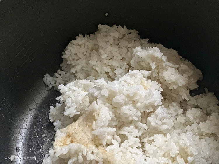 Cơm nguội nên để trong bao lâu thì vứt bỏ?