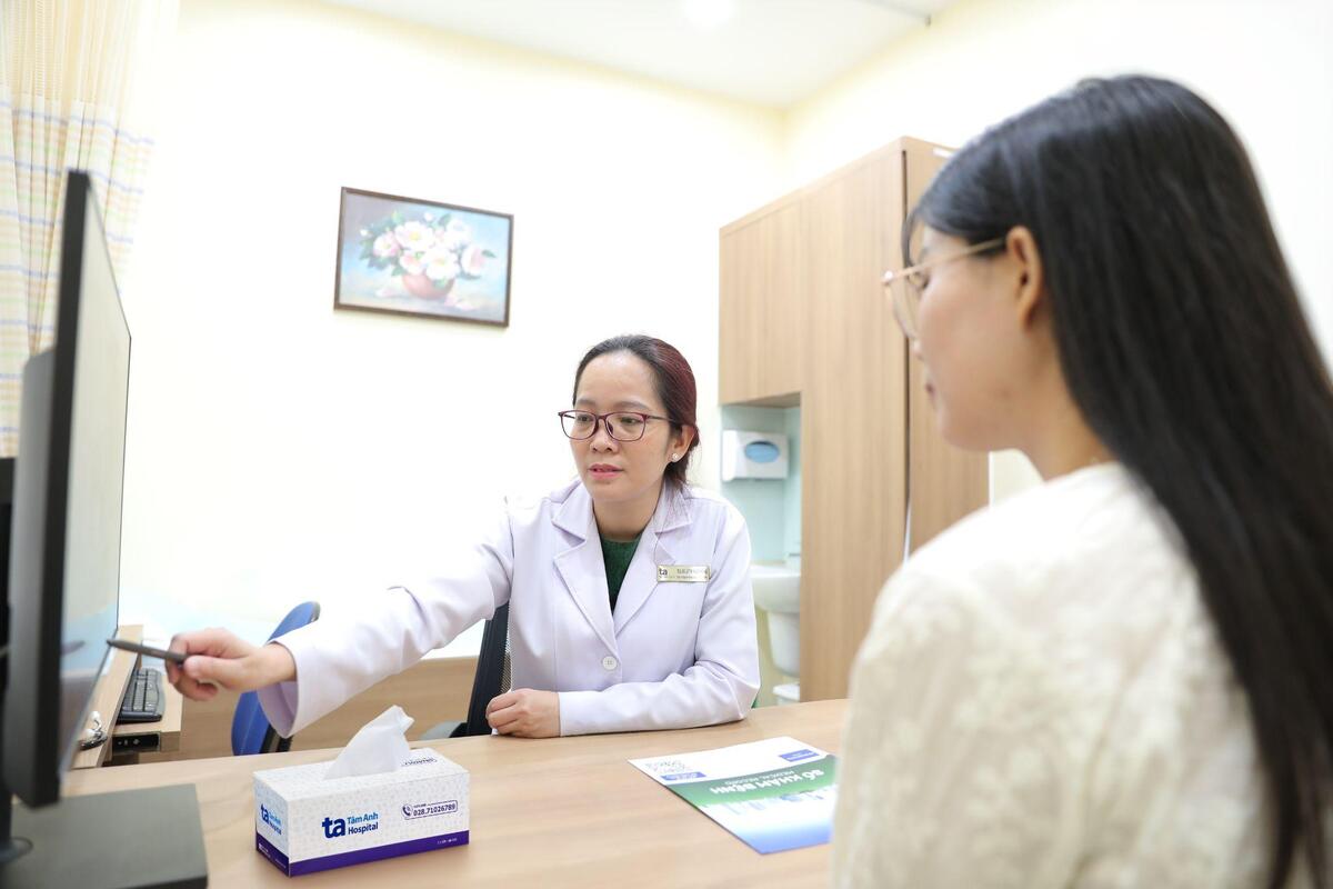 Khi nào nên bơm keo sinh học chữa suy giãn tĩnh mạch?