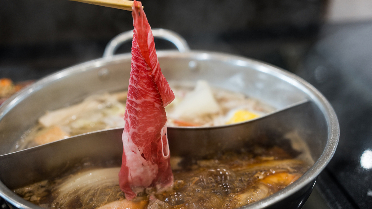 Những món nhúng lẩu không nên ăn tái